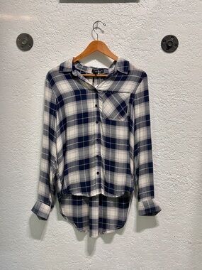 Velvet Heart Navy and White Plaid Button-Down Shirt